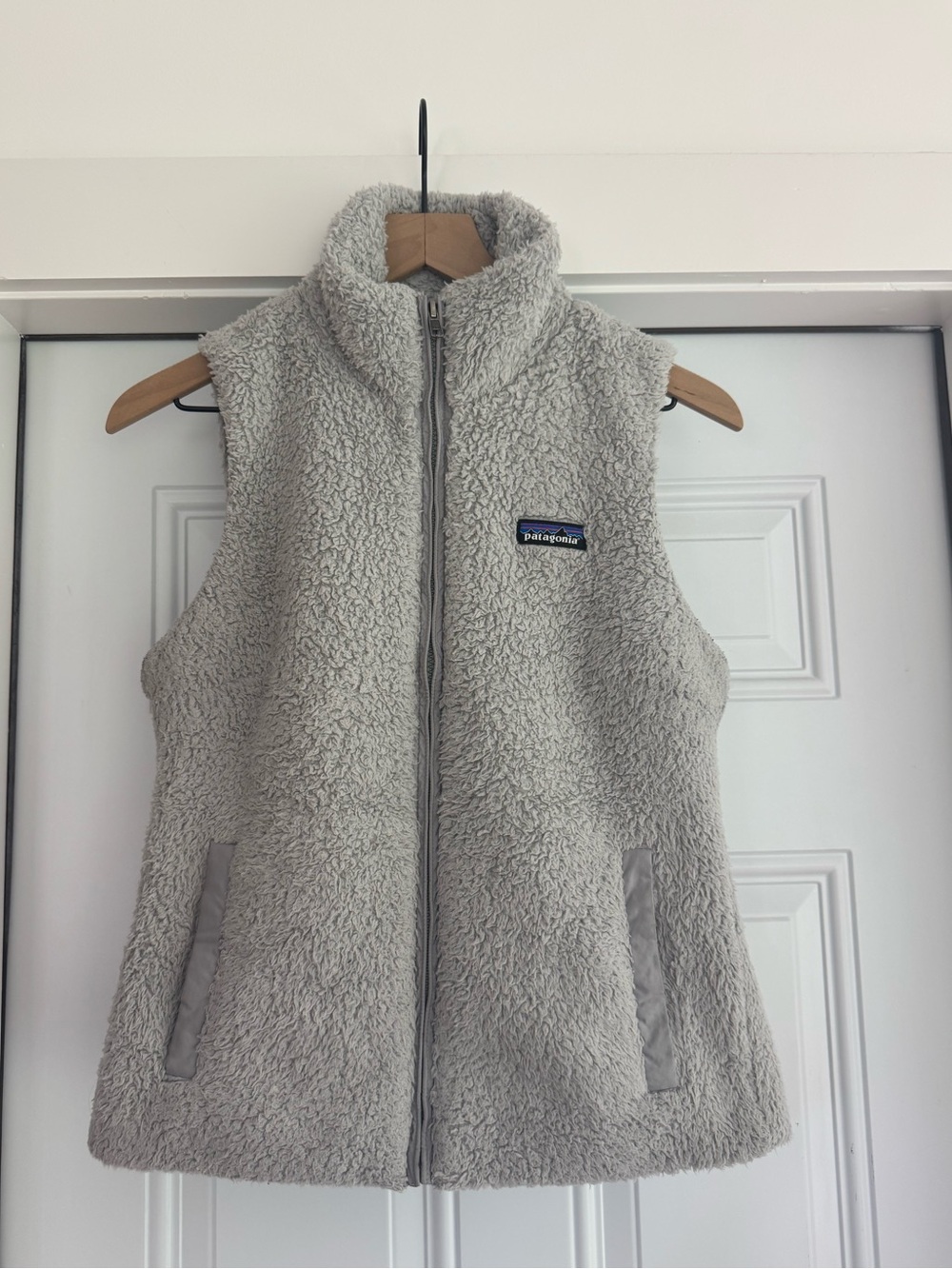 Patagonia Women’s Sherpa Fleece Vest Small Gray Full Zip High Collar